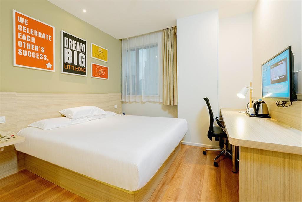 Hanting Express Beijing Sanlitun Bagian luar foto