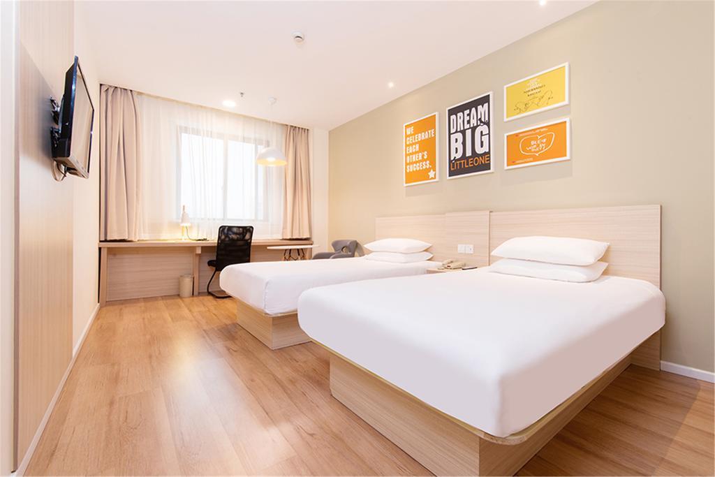 Hanting Express Beijing Sanlitun Bagian luar foto